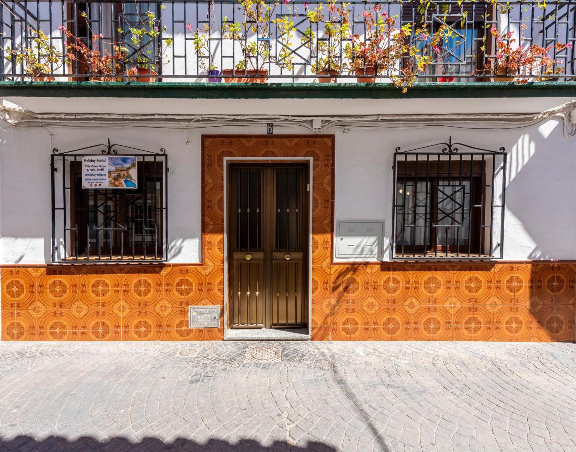 Apartamento Sol Y Playa Nerja Centro Екстериор снимка